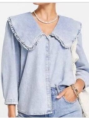 Light Blue Denim Button-Down Top with Oversized Frill Collar